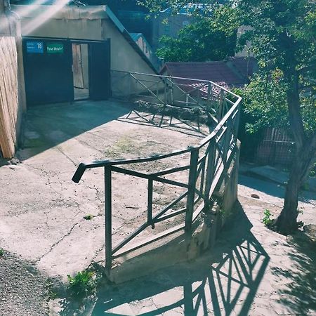 your hostel Tbilisi Exterior foto